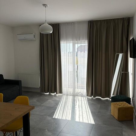 Smart Apartament Apartment Oradea Exterior photo
